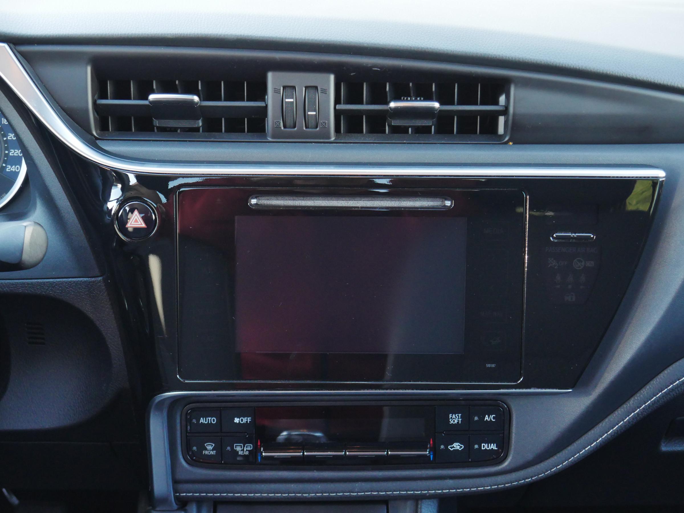 Toyota Corolla, 2017 - pohled č. 9