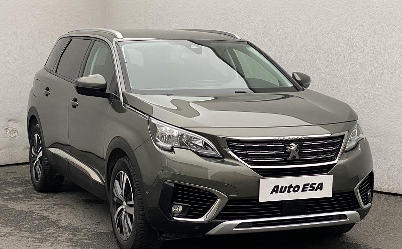 Peugeot 5008 1.2PT Allure