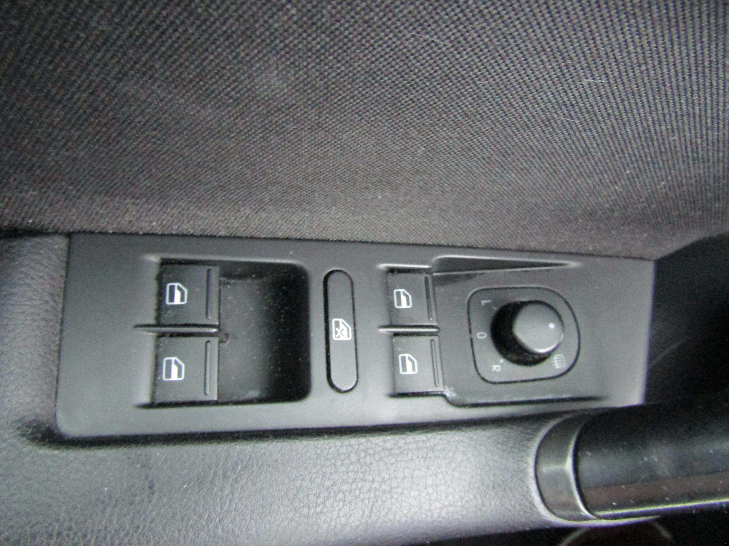 Volkswagen Passat, 2014 - pohled č. 12