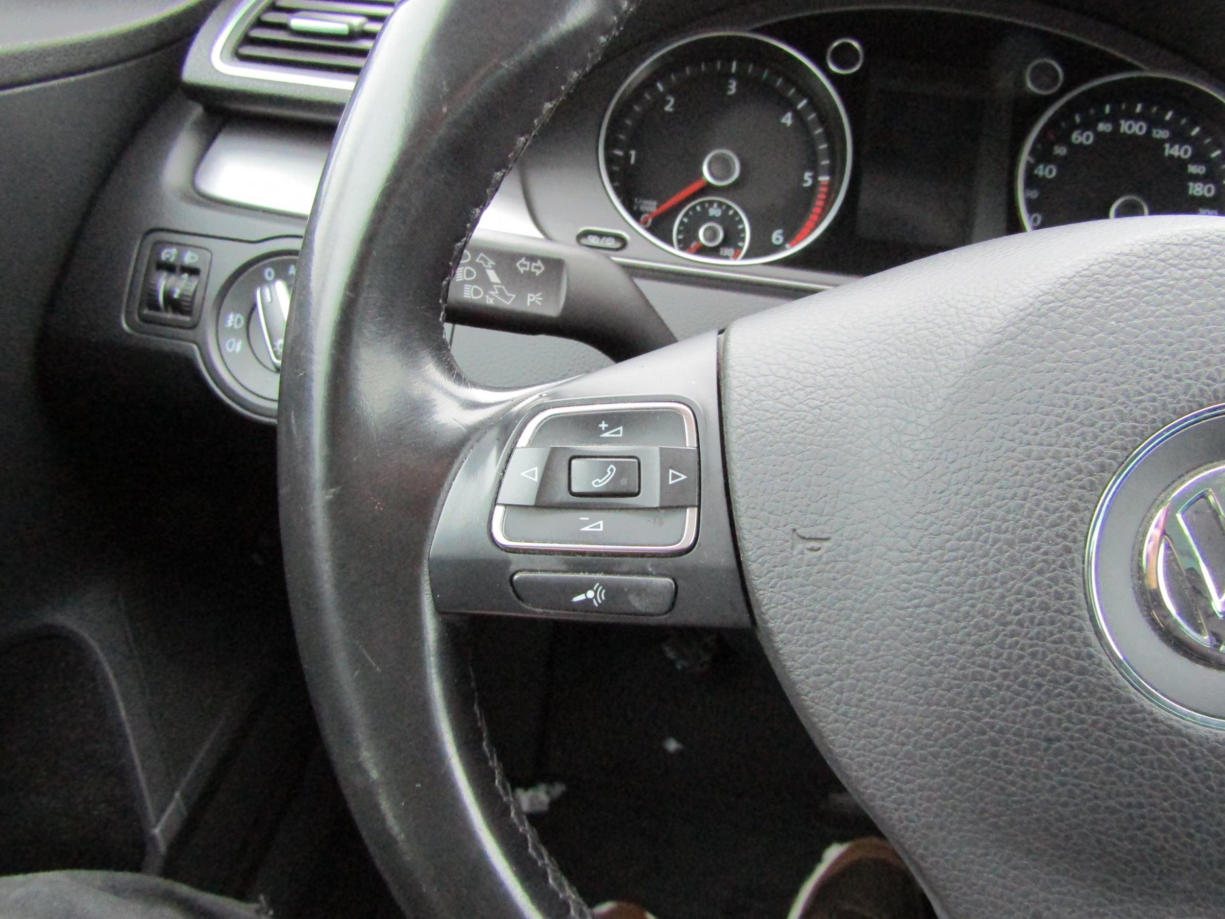 Volkswagen Passat, 2014 - pohled č. 13