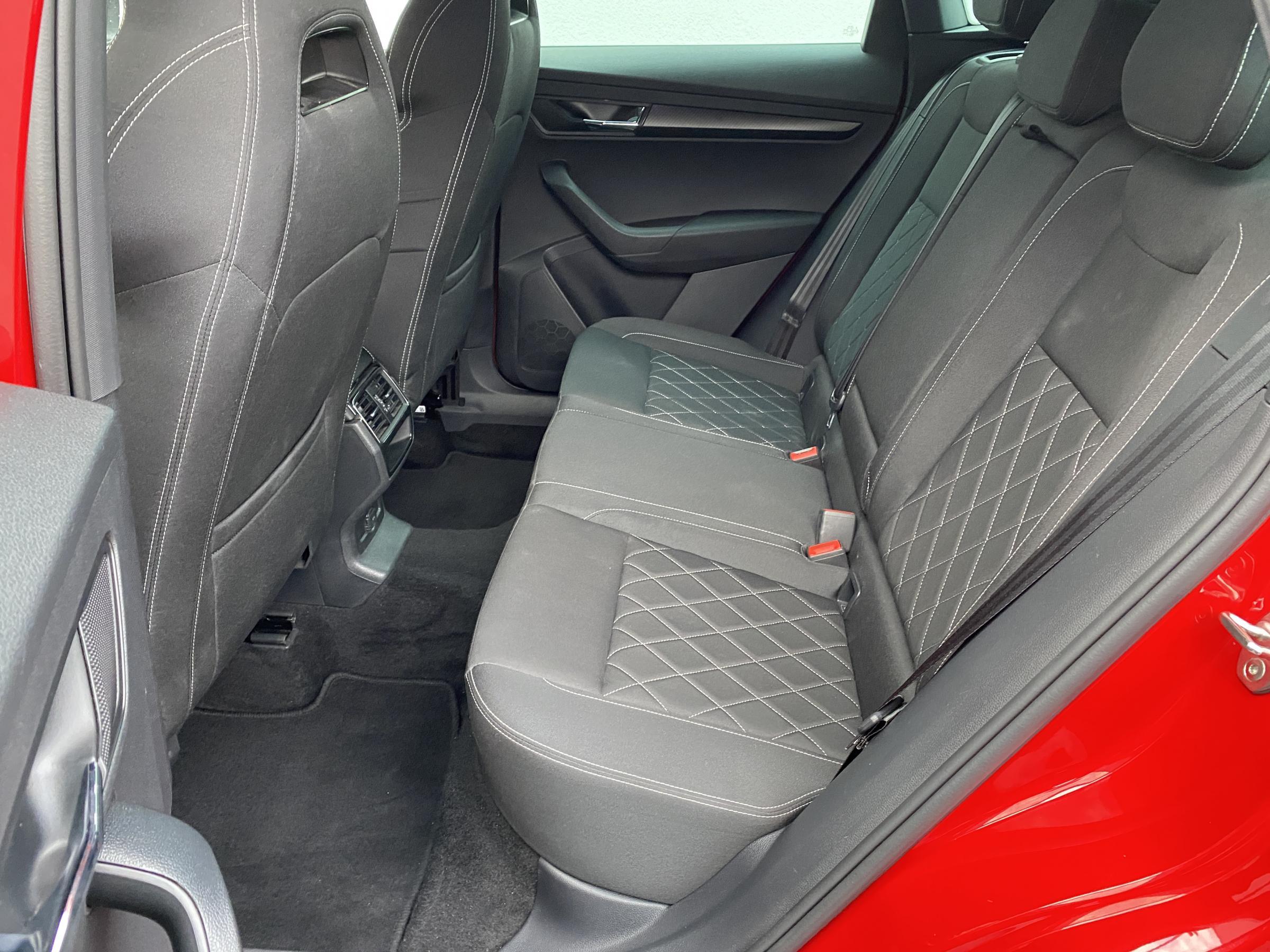 Škoda Karoq, 2019 - pohled č. 11