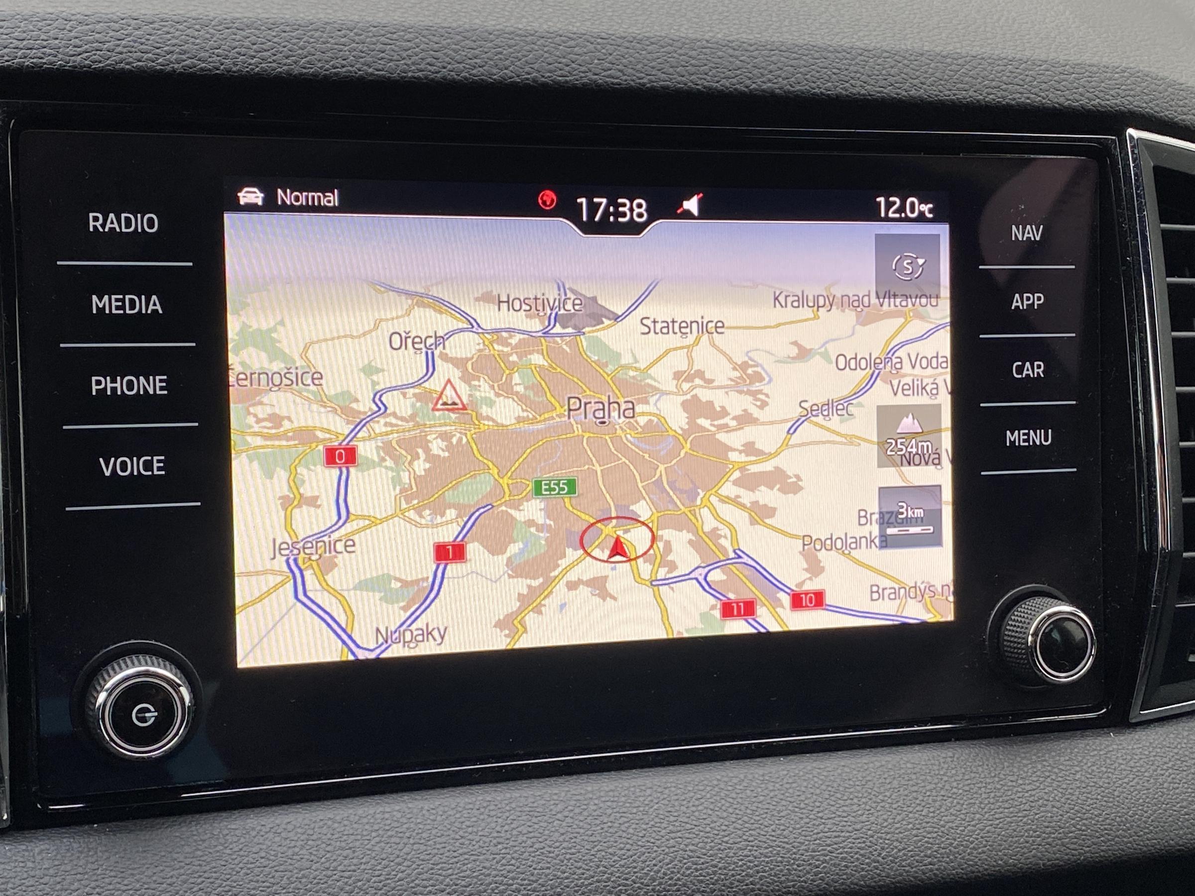 Škoda Karoq, 2019 - pohled č. 17