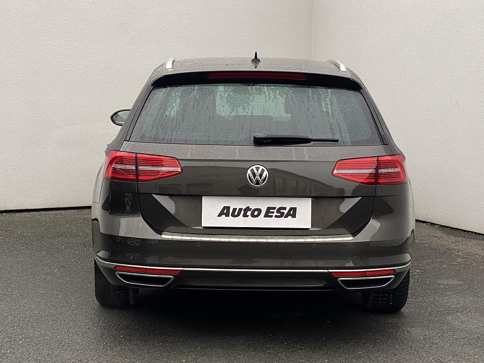 Volkswagen Passat 2.0 TDi Highline