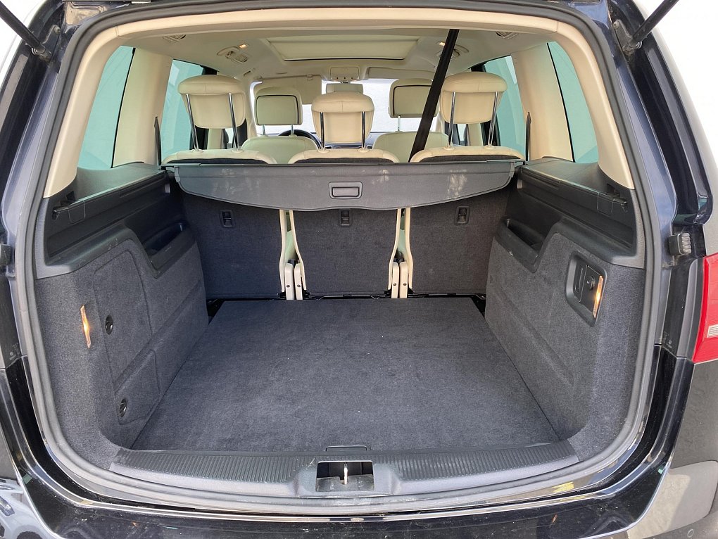 Volkswagen Sharan 2.0TDi 