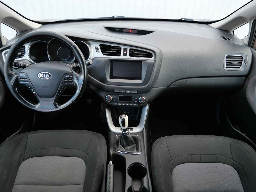 Kia Ceed 1.6 GDi 
