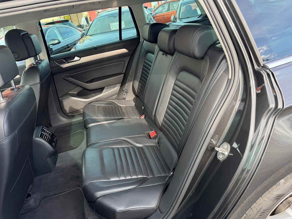 Volkswagen Passat 2.0TDi Highline