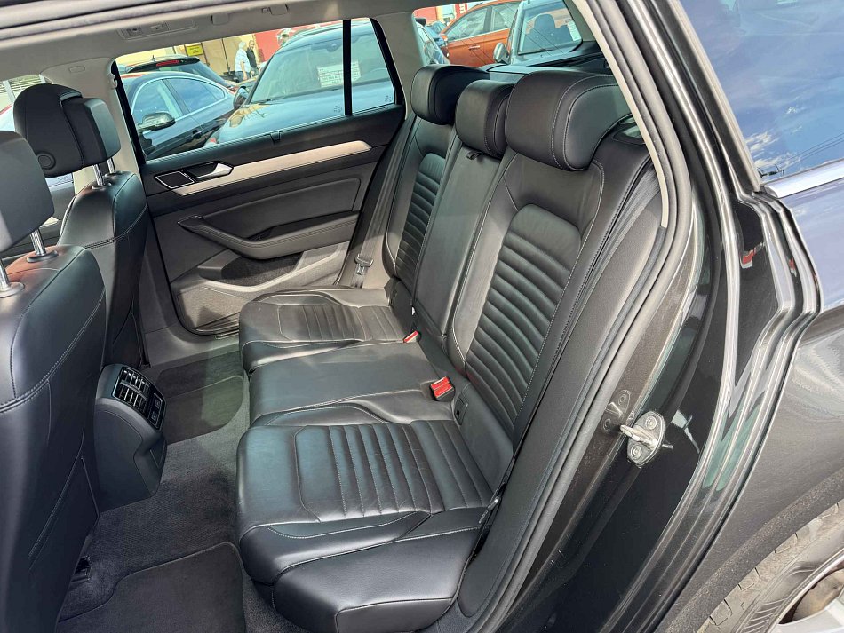 Volkswagen Passat 2.0TDi Highline