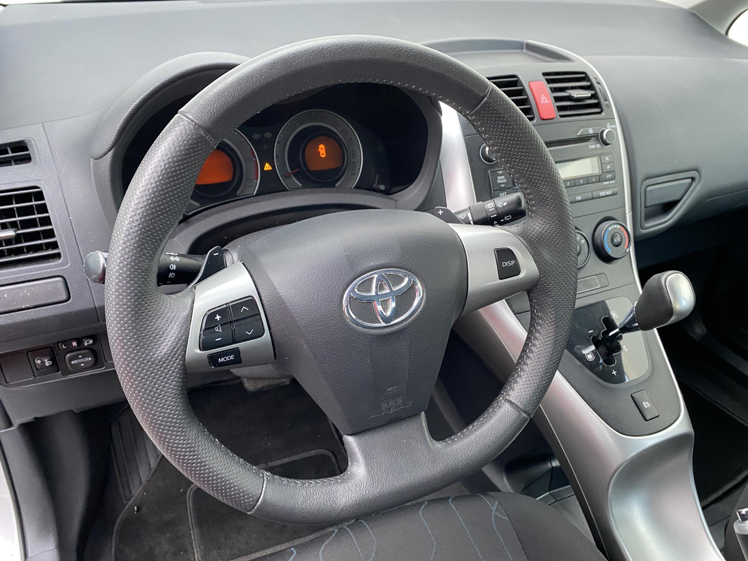 Toyota Auris, 2013 - pohled č. 13
