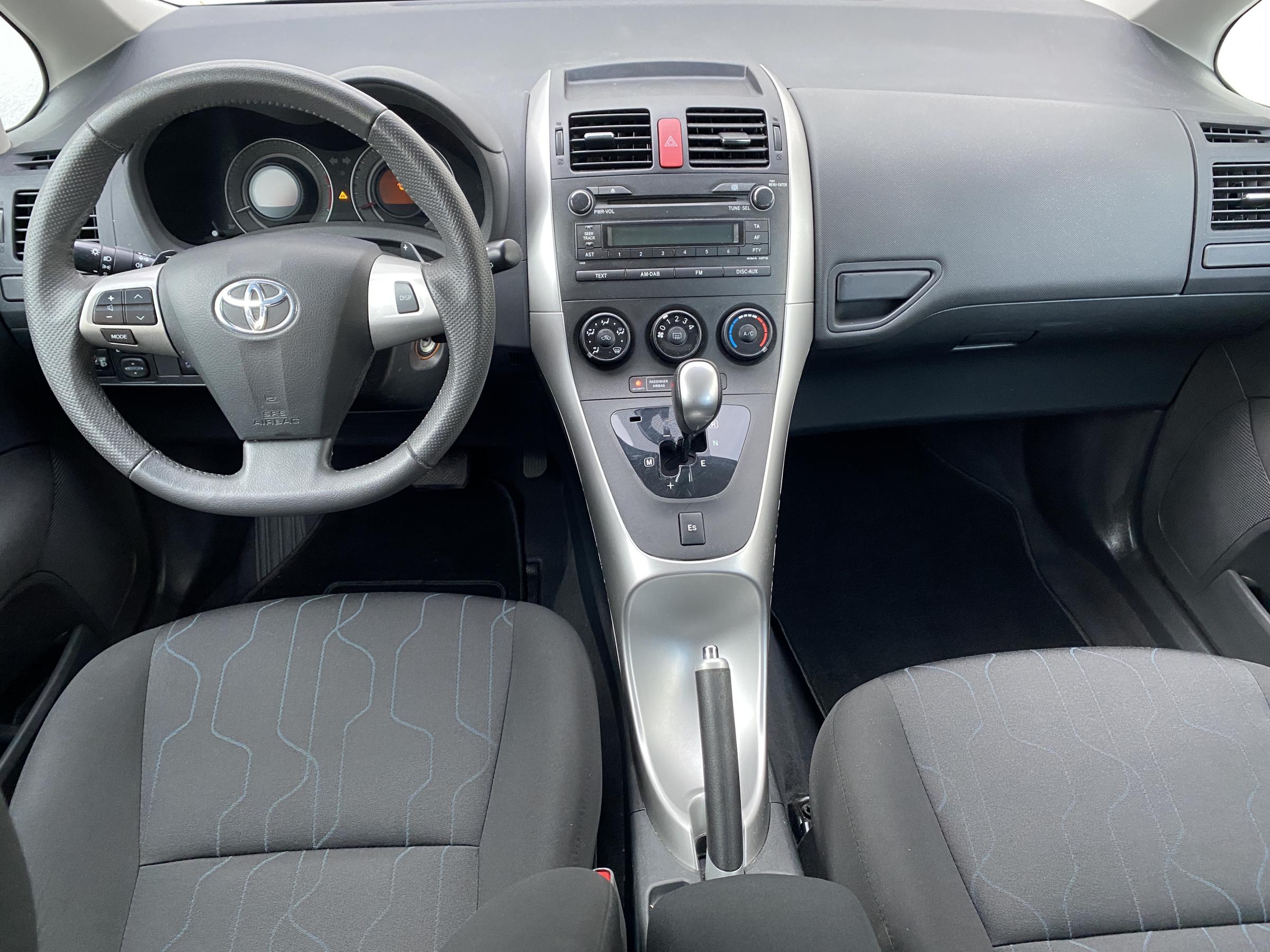 Toyota Auris, 2013 - pohled č. 8