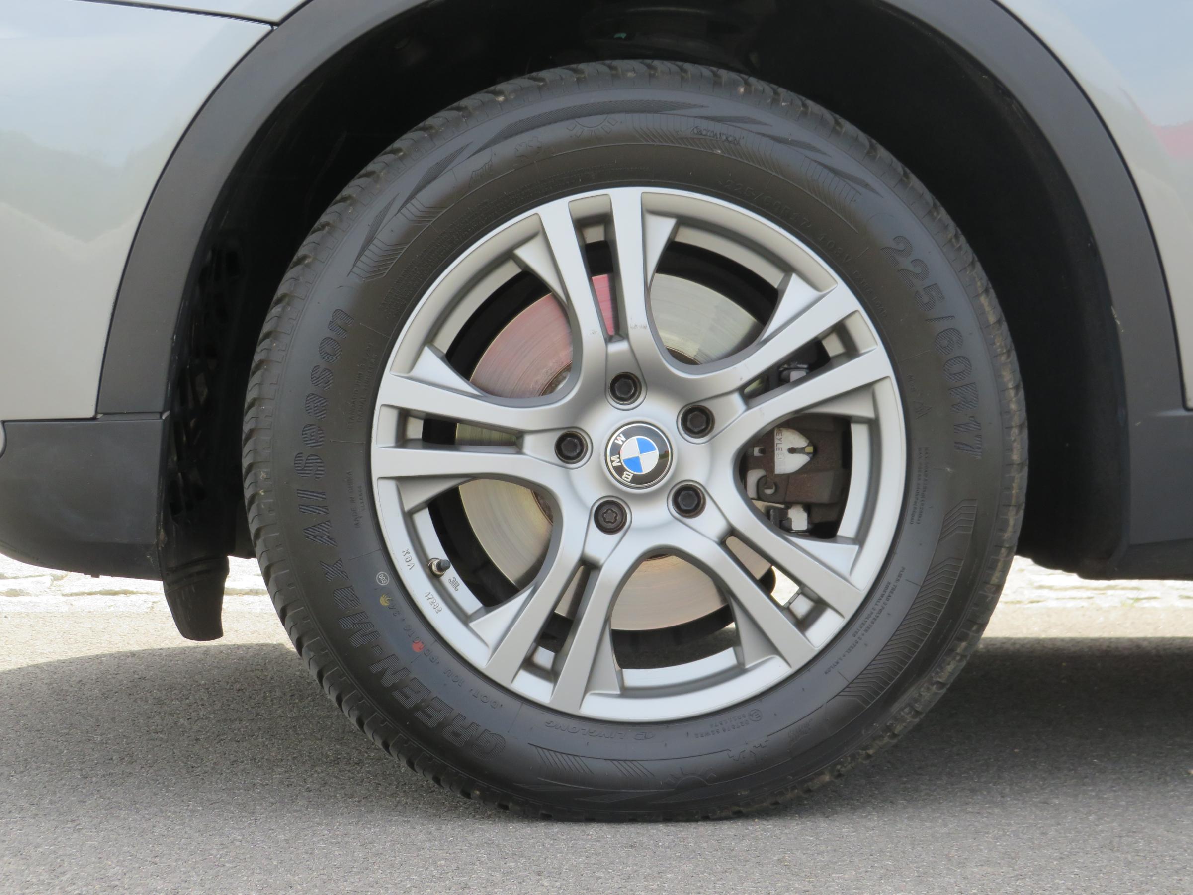 BMW X3, 2012 - pohled č. 11