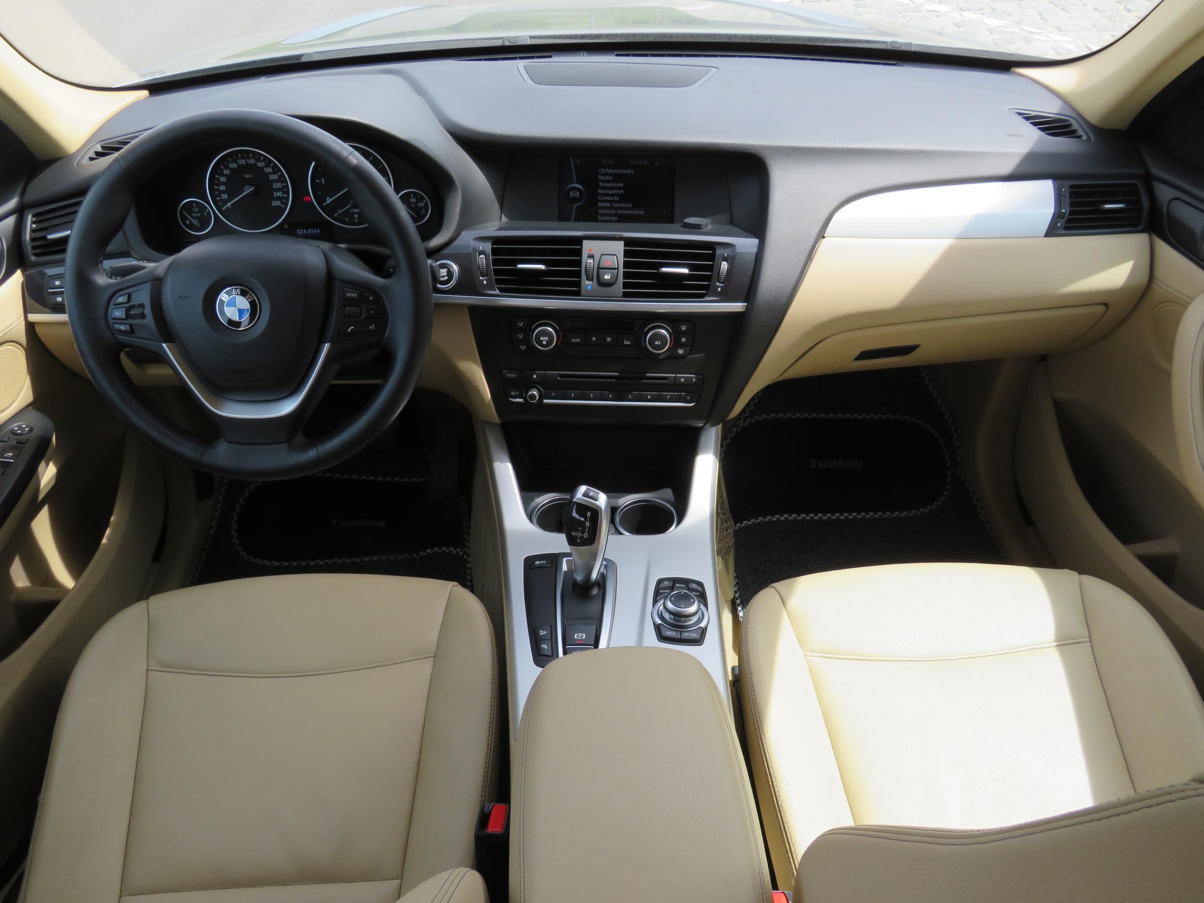 BMW X3, 2012 - pohled č. 12