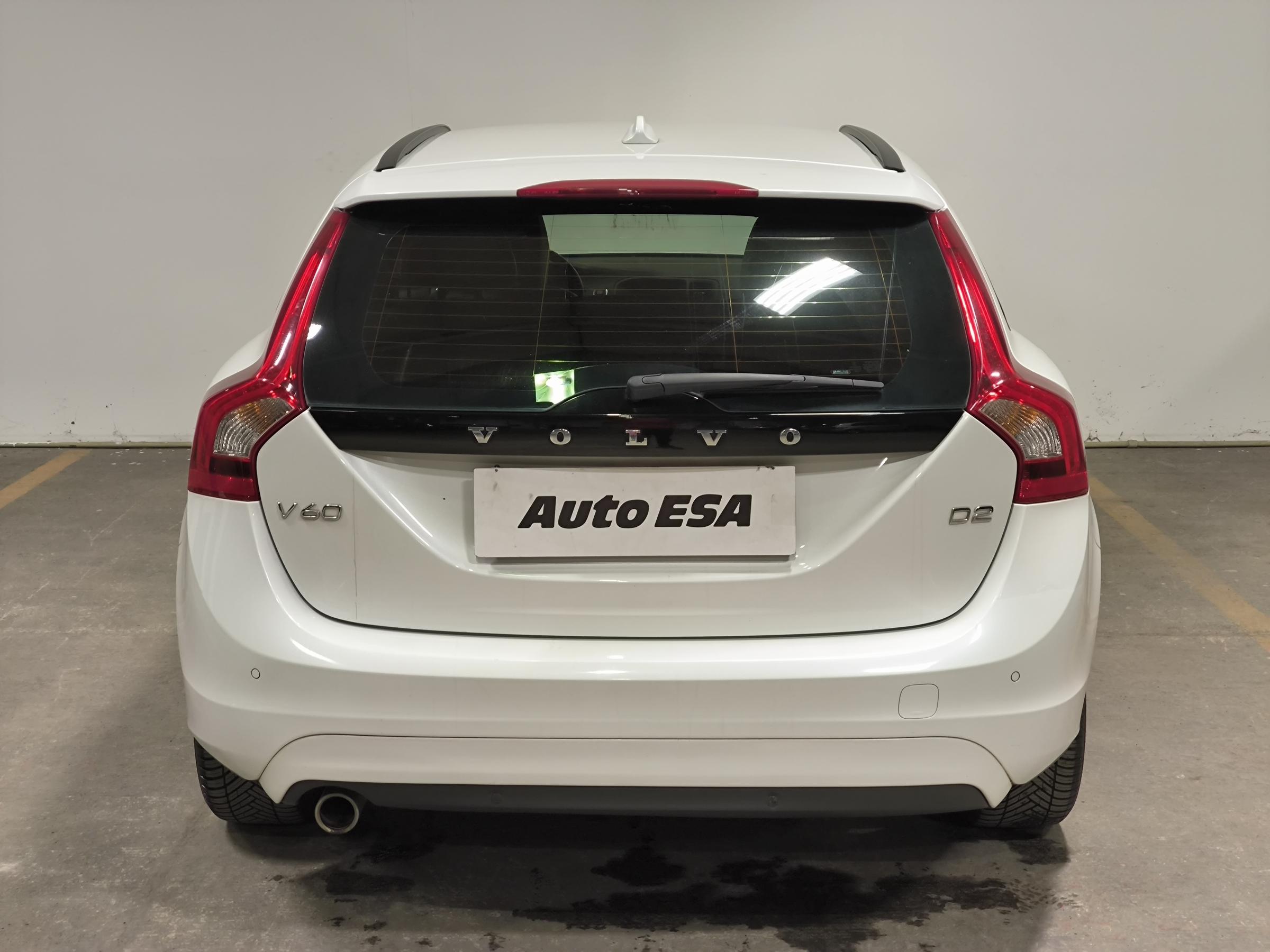 Volvo V60, 2015 - pohled č. 5