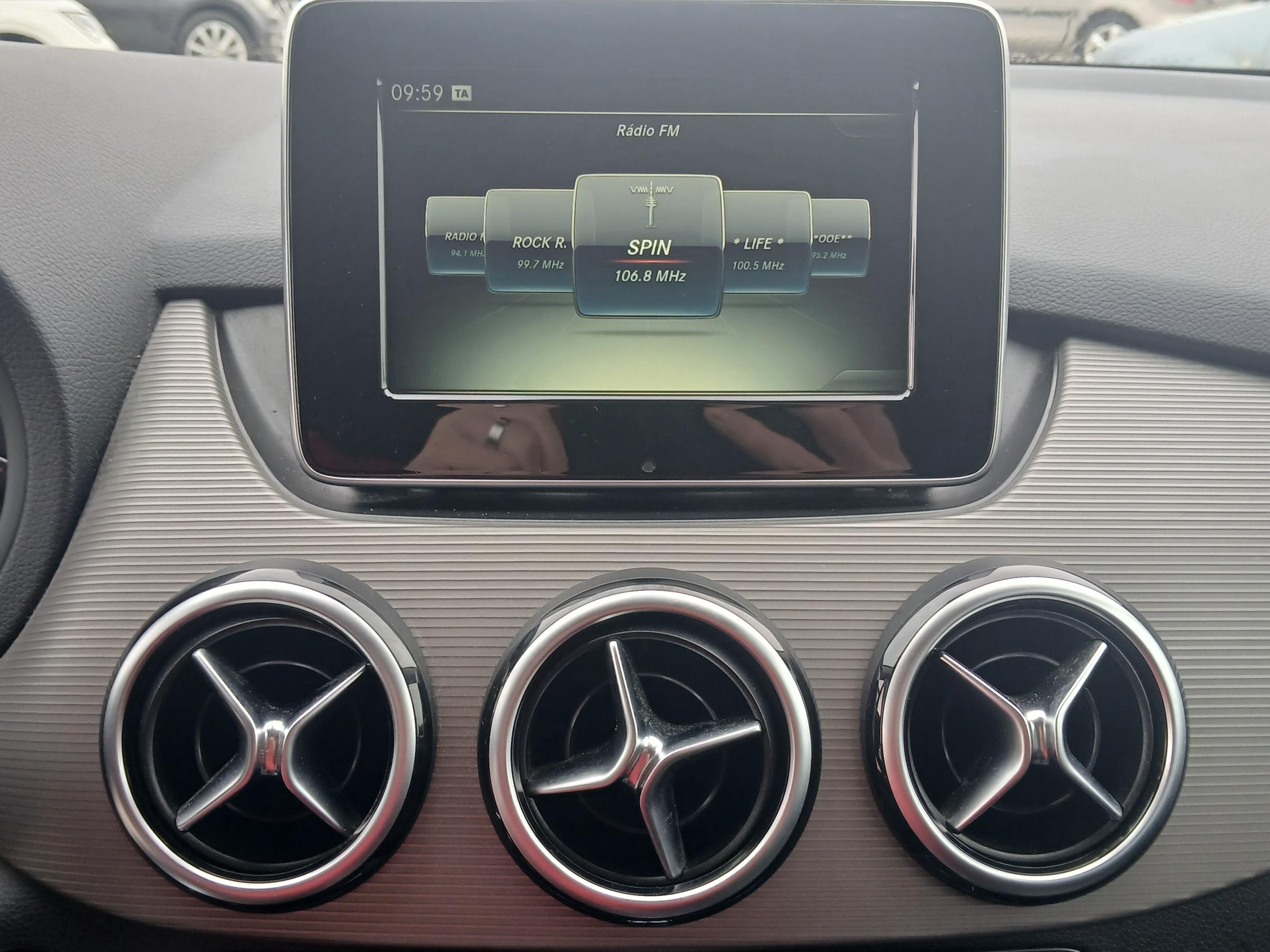 Mercedes-Benz Třída B, 2016 - pohled č. 12