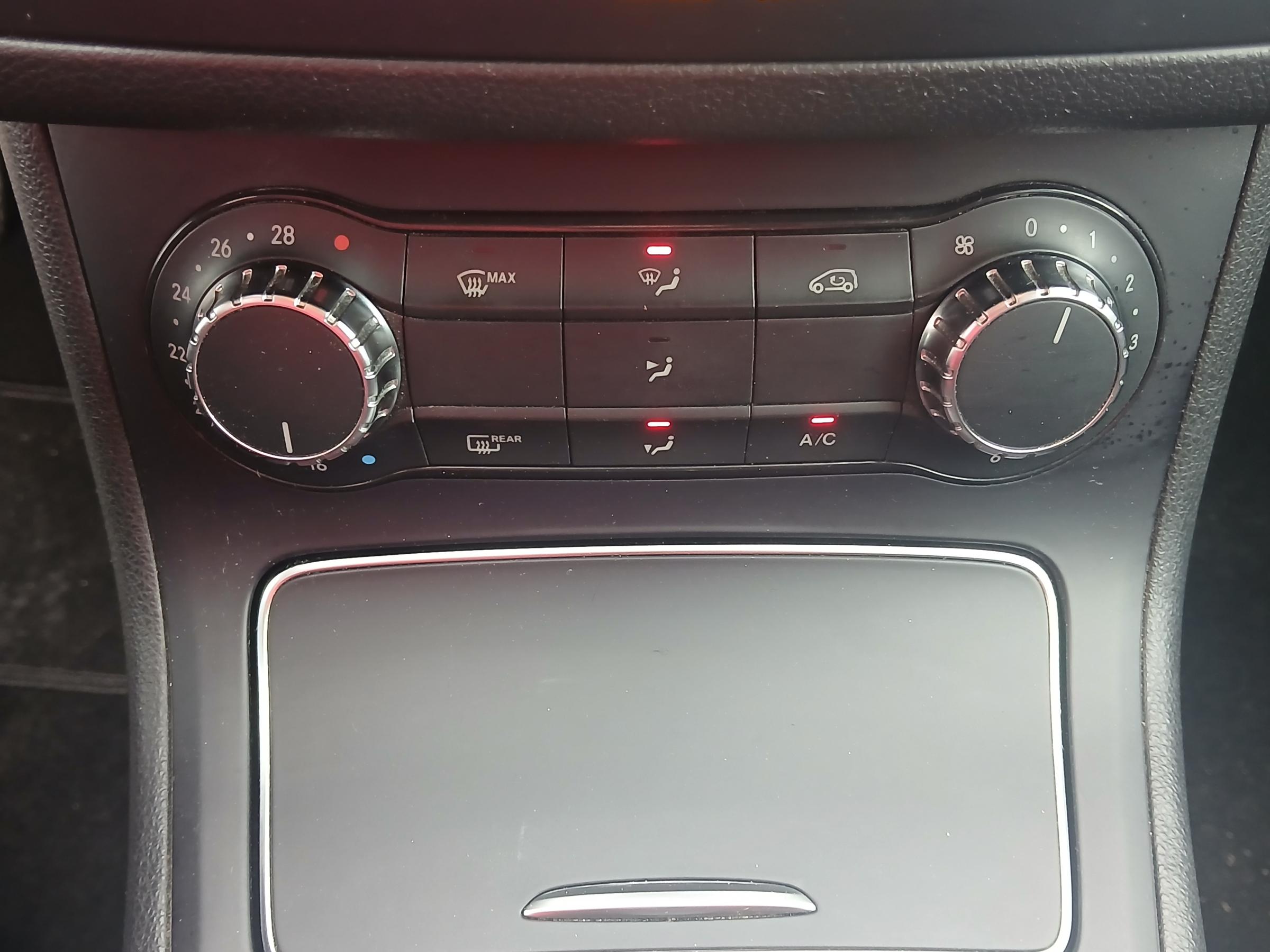 Mercedes-Benz Třída B, 2016 - pohled č. 15