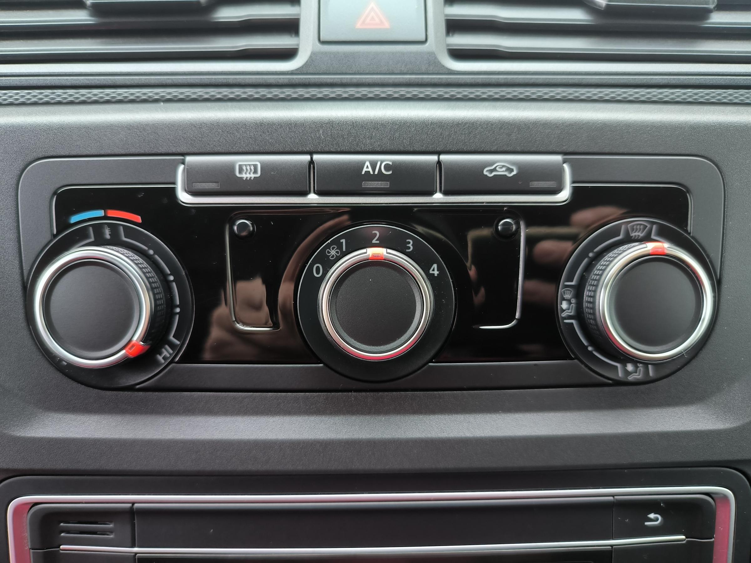 Volkswagen Caddy, 2020 - pohled č. 15