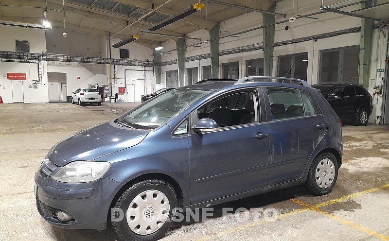 Volkswagen Golf Plus 1.6 MPi 