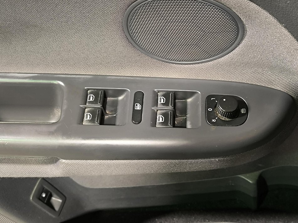 Volkswagen Golf Plus 1.6 MPi 