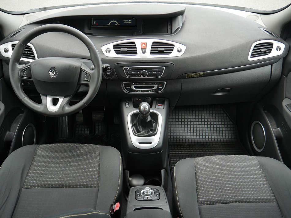 Renault Scénic 1.5 dCi  7míst