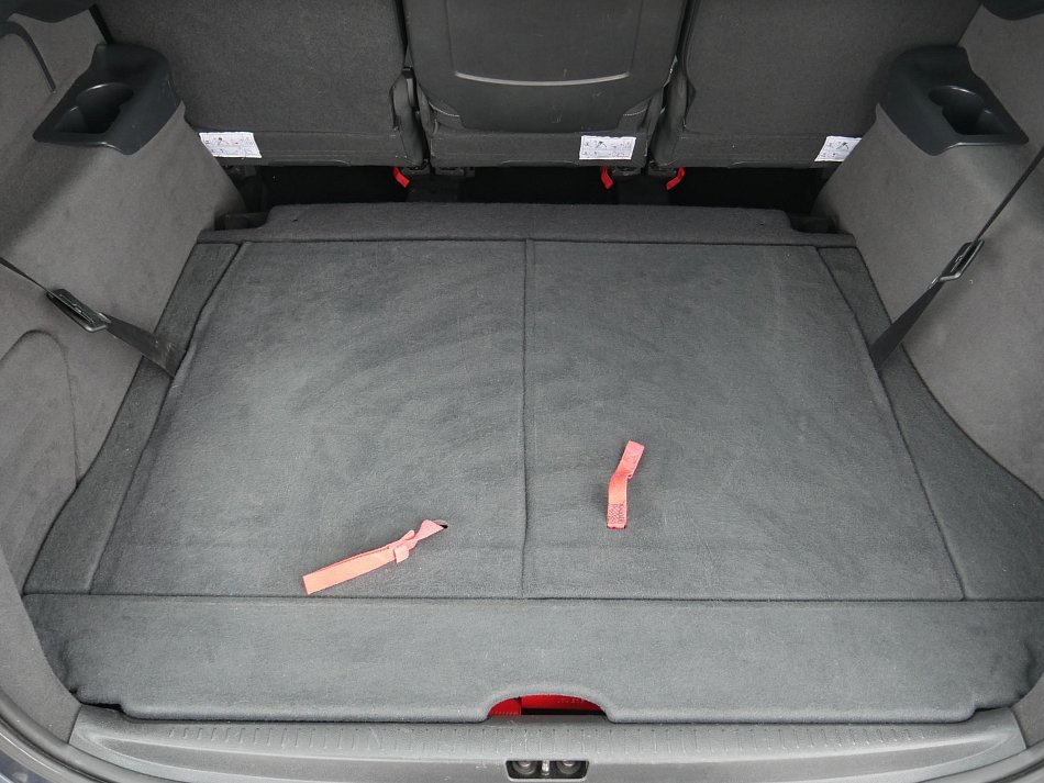 Renault Scénic 1.5 dCi  7míst