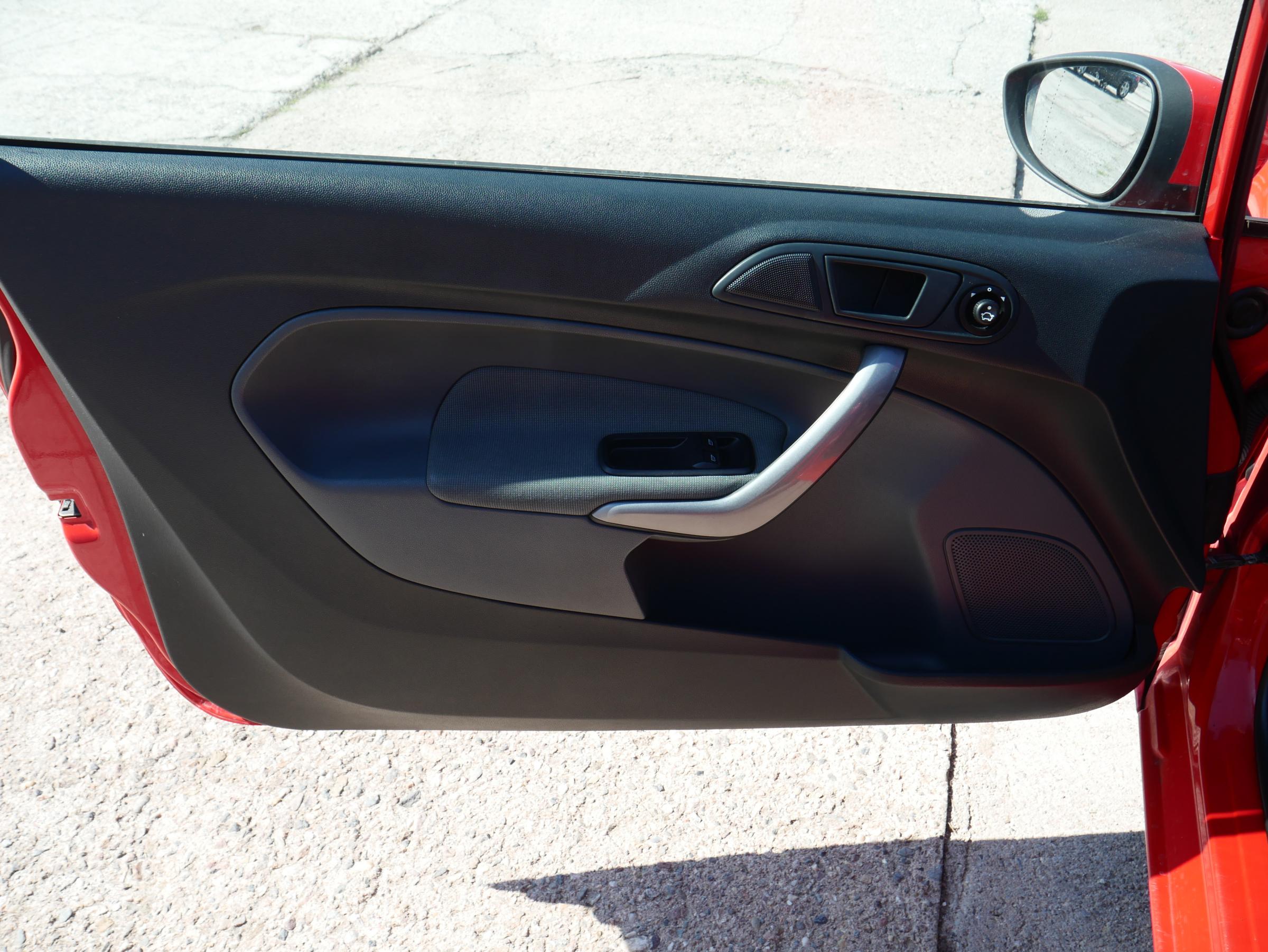 Ford Fiesta, 2011 - pohled č. 16