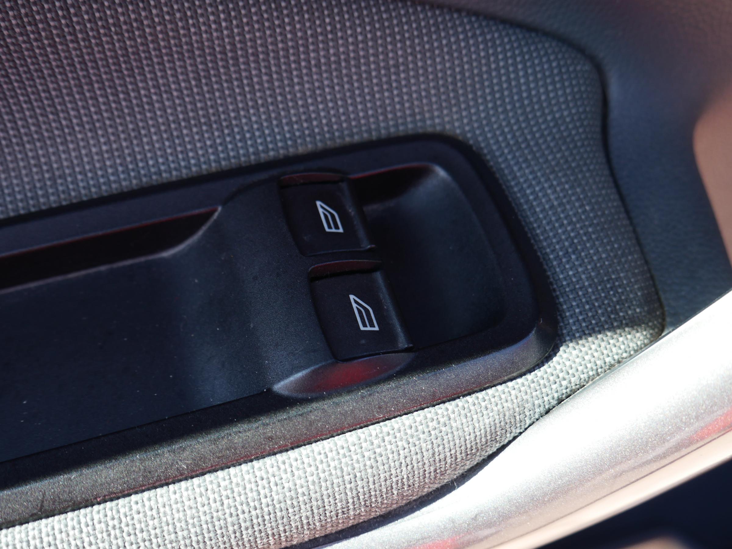 Ford Fiesta, 2011 - pohled č. 18