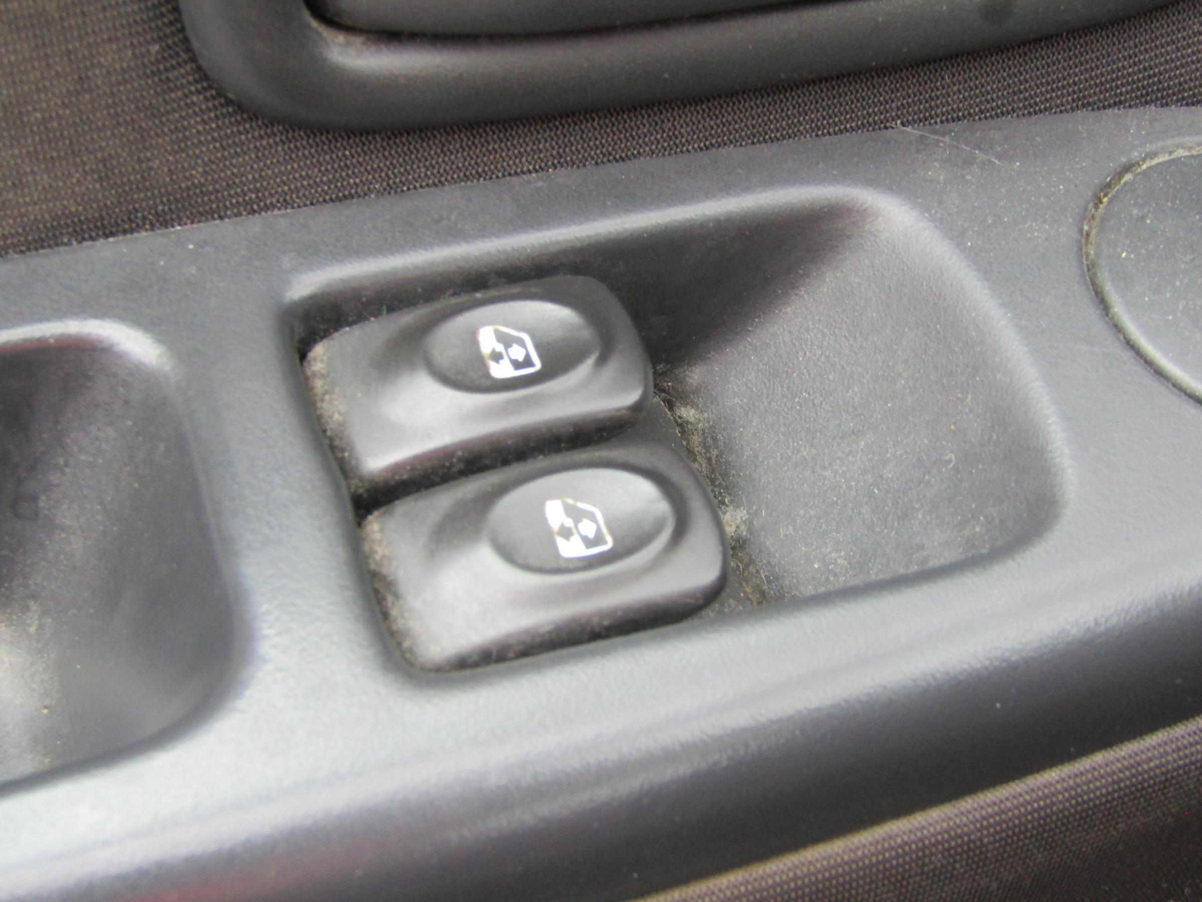 Renault Thalia, 2007 - pohled č. 11