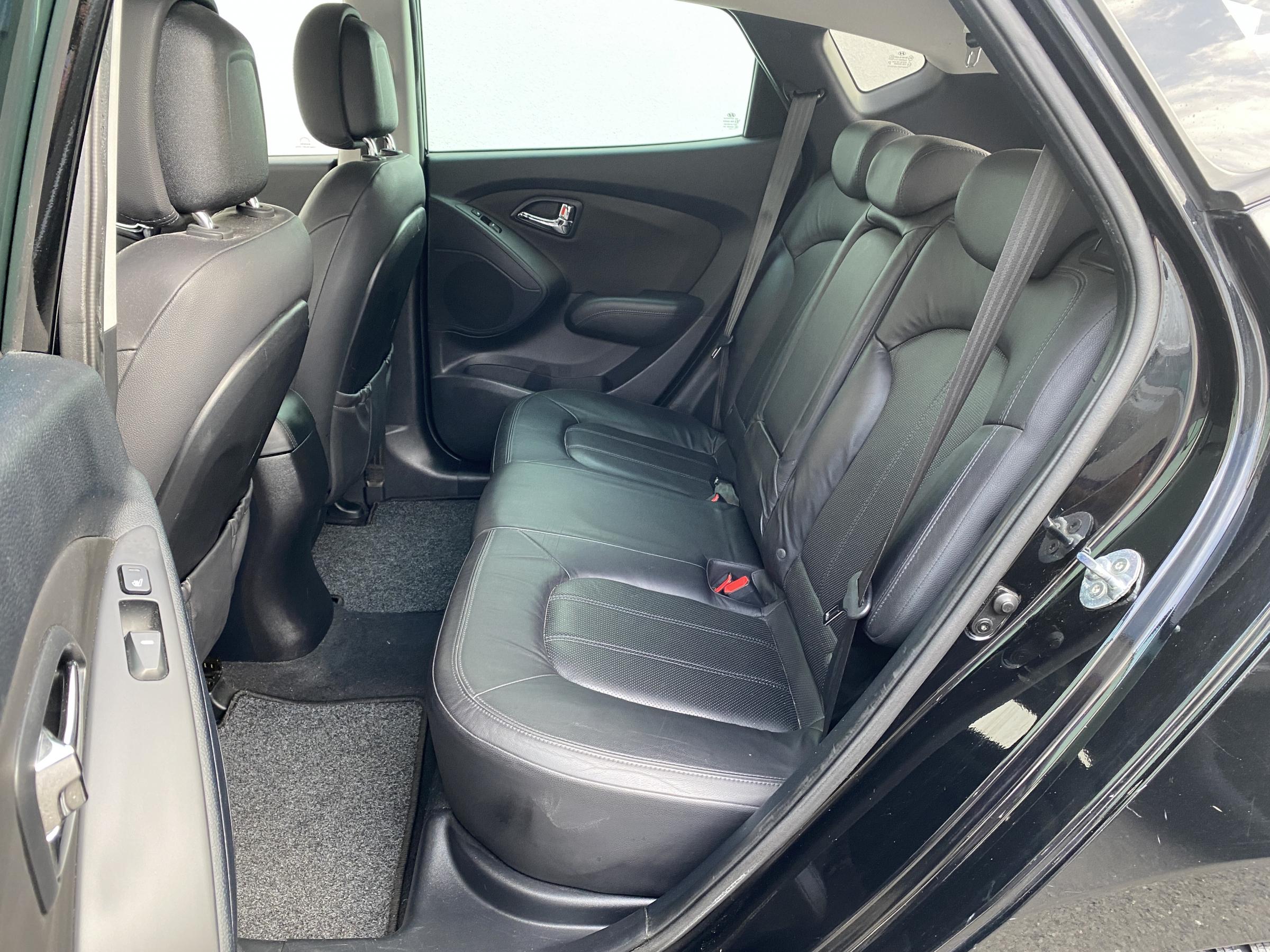 Hyundai ix35, 2012 - pohled č. 14