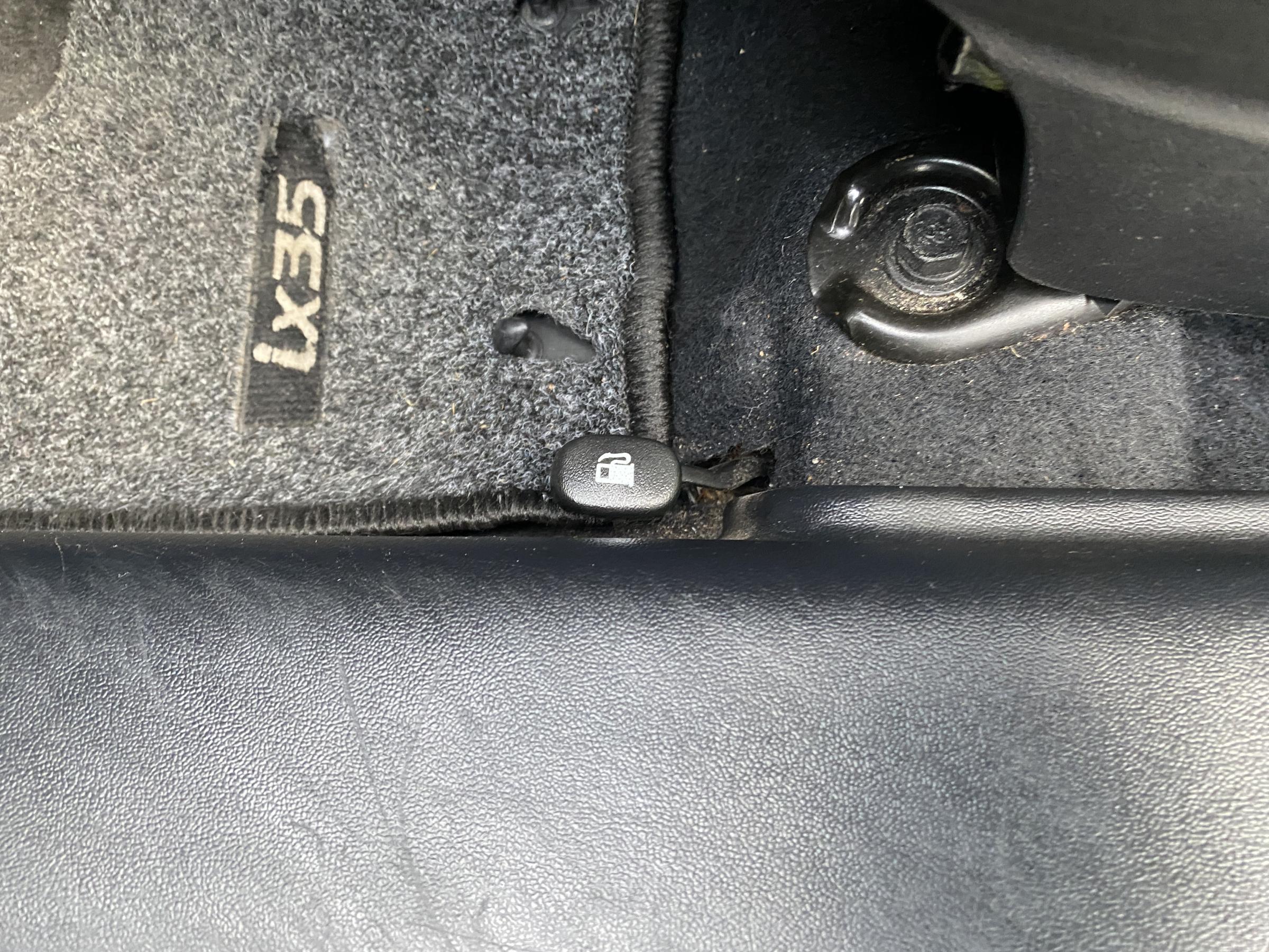 Hyundai ix35, 2012 - pohled č. 17