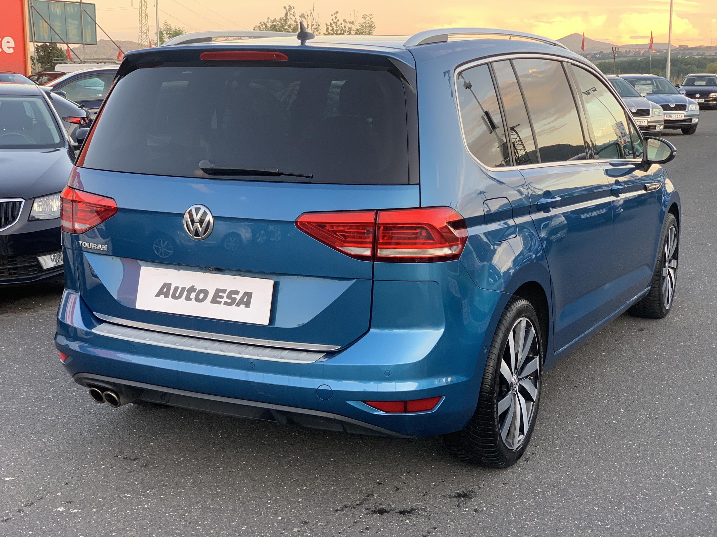 Volkswagen Touran, 2017 - pohled č. 6