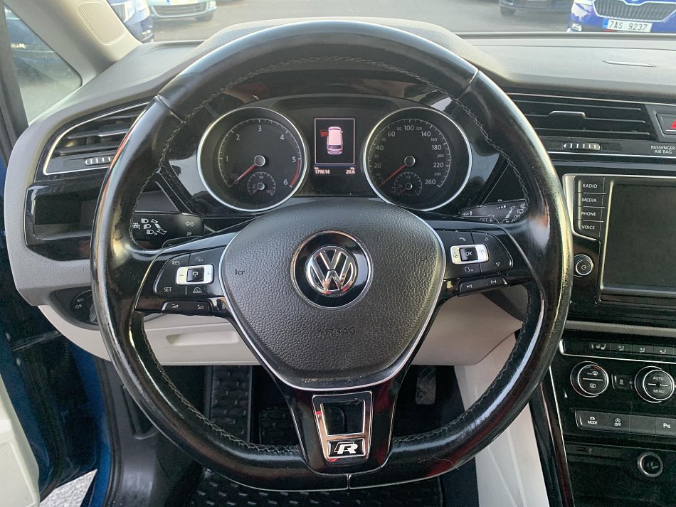 Volkswagen Touran 2.0 TDi R-Line