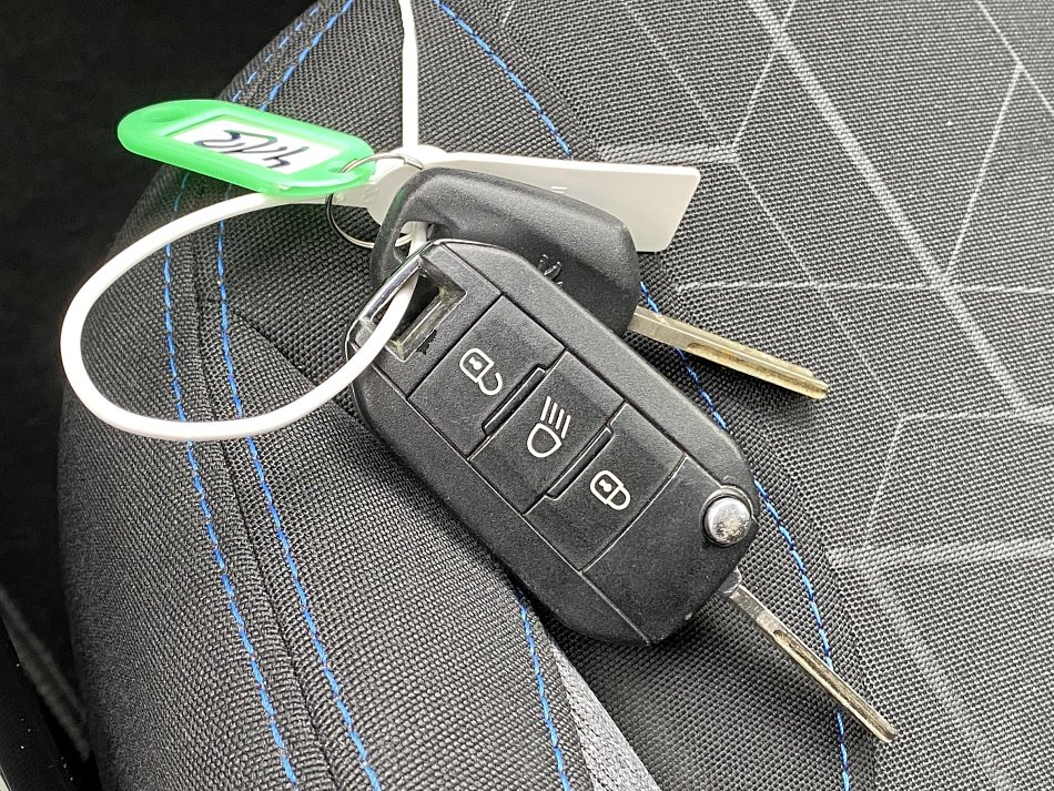 Peugeot 2008 1.5HDi Signature