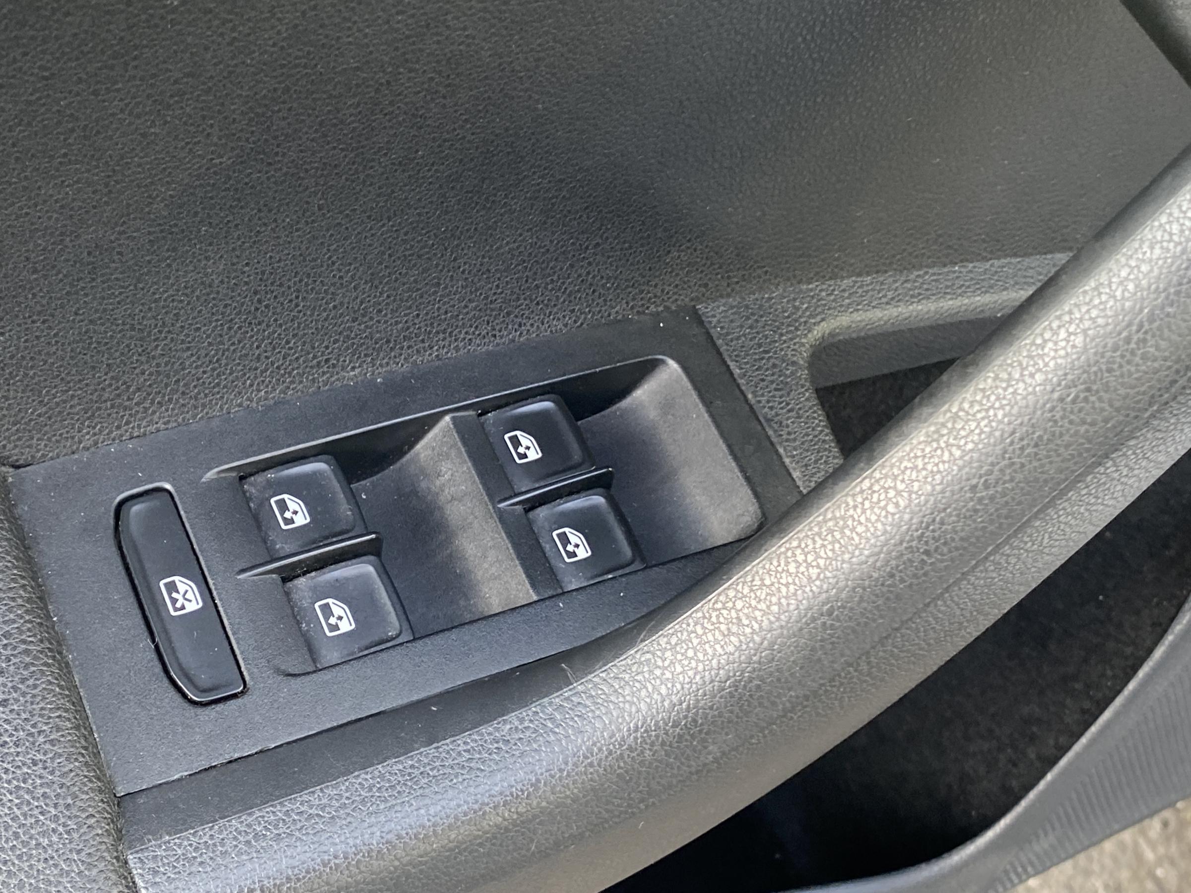 Škoda Octavia III, 2018 - pohled č. 11