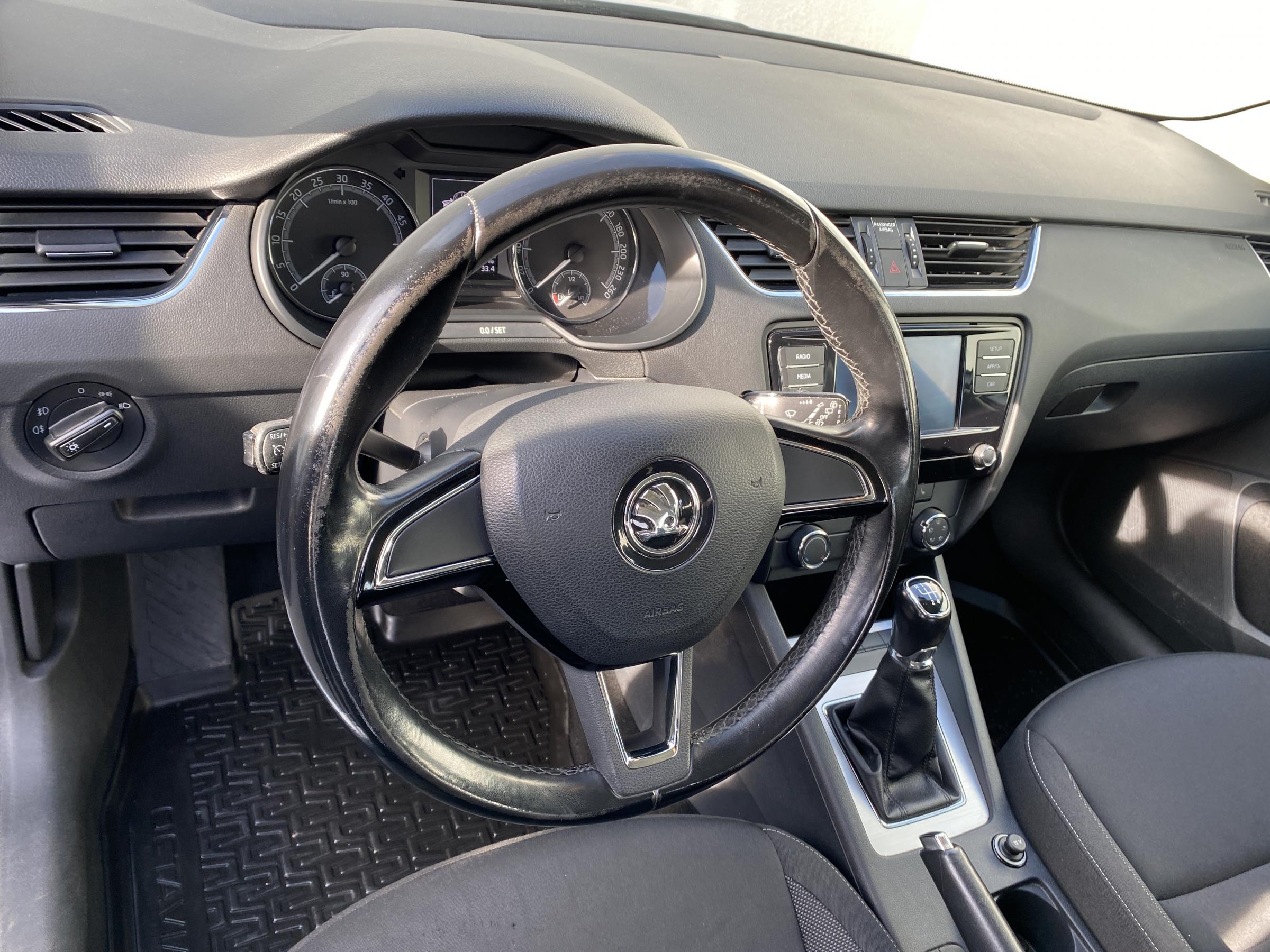 Škoda Octavia III, 2018 - pohled č. 12
