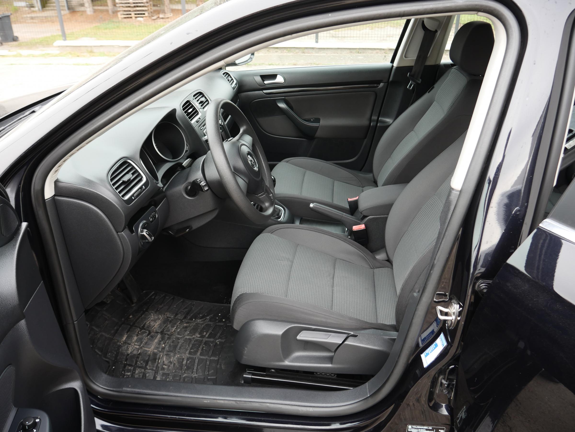 Volkswagen Golf, 2012 - pohled č. 8