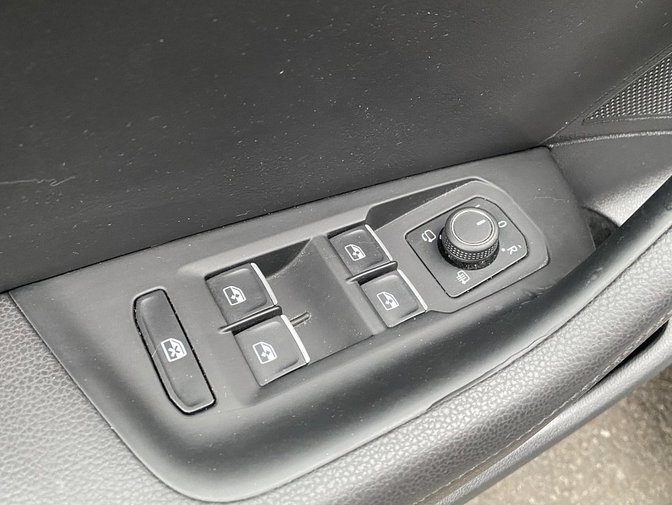 Volkswagen Passat 2.0 TDi Highline