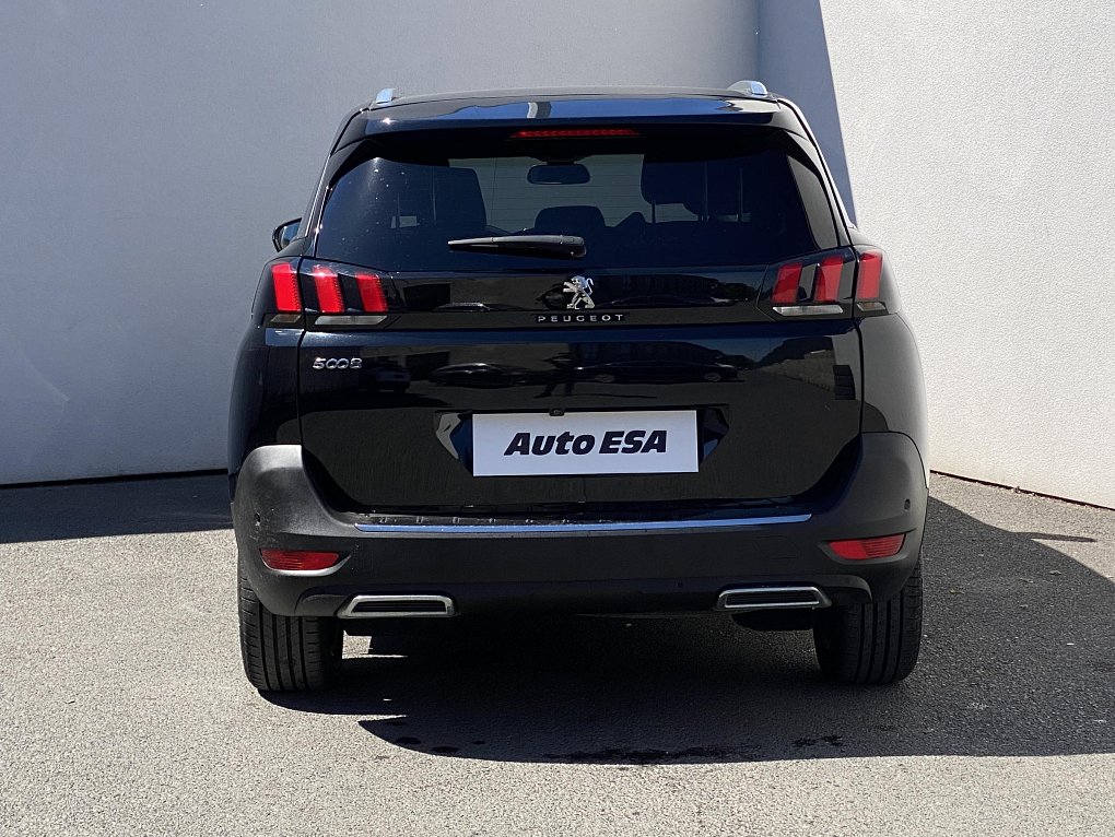 Peugeot 5008 1.2PT Allure