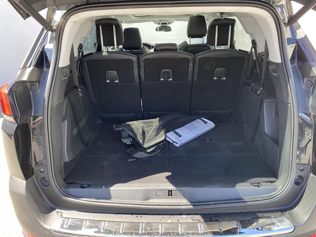 Peugeot 5008 1.2PT Allure
