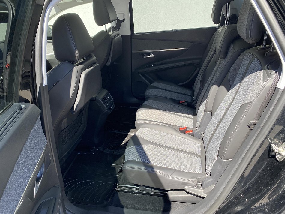 Peugeot 5008 1.2PT Allure