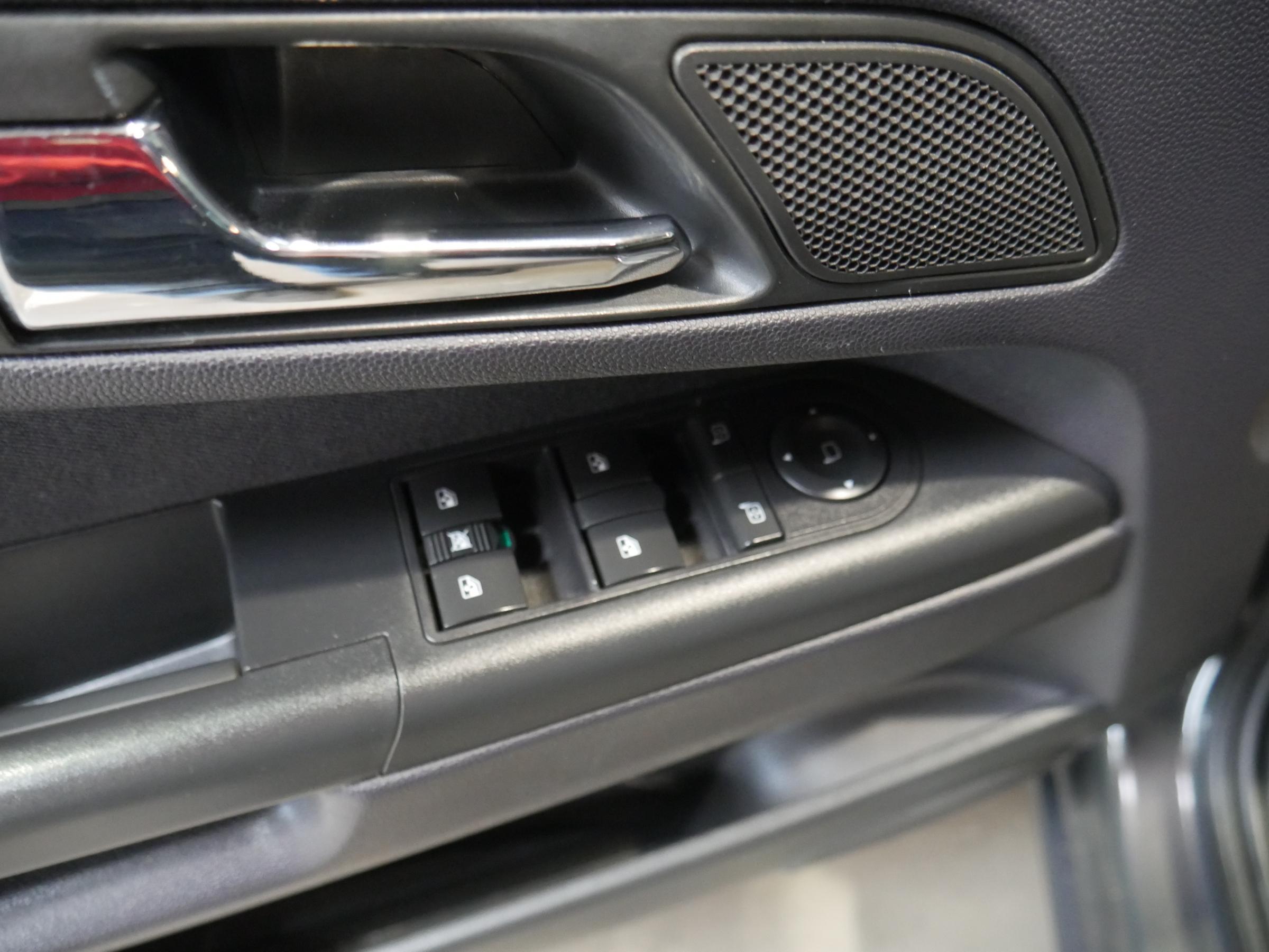 Opel Zafira, 2013 - pohled č. 11