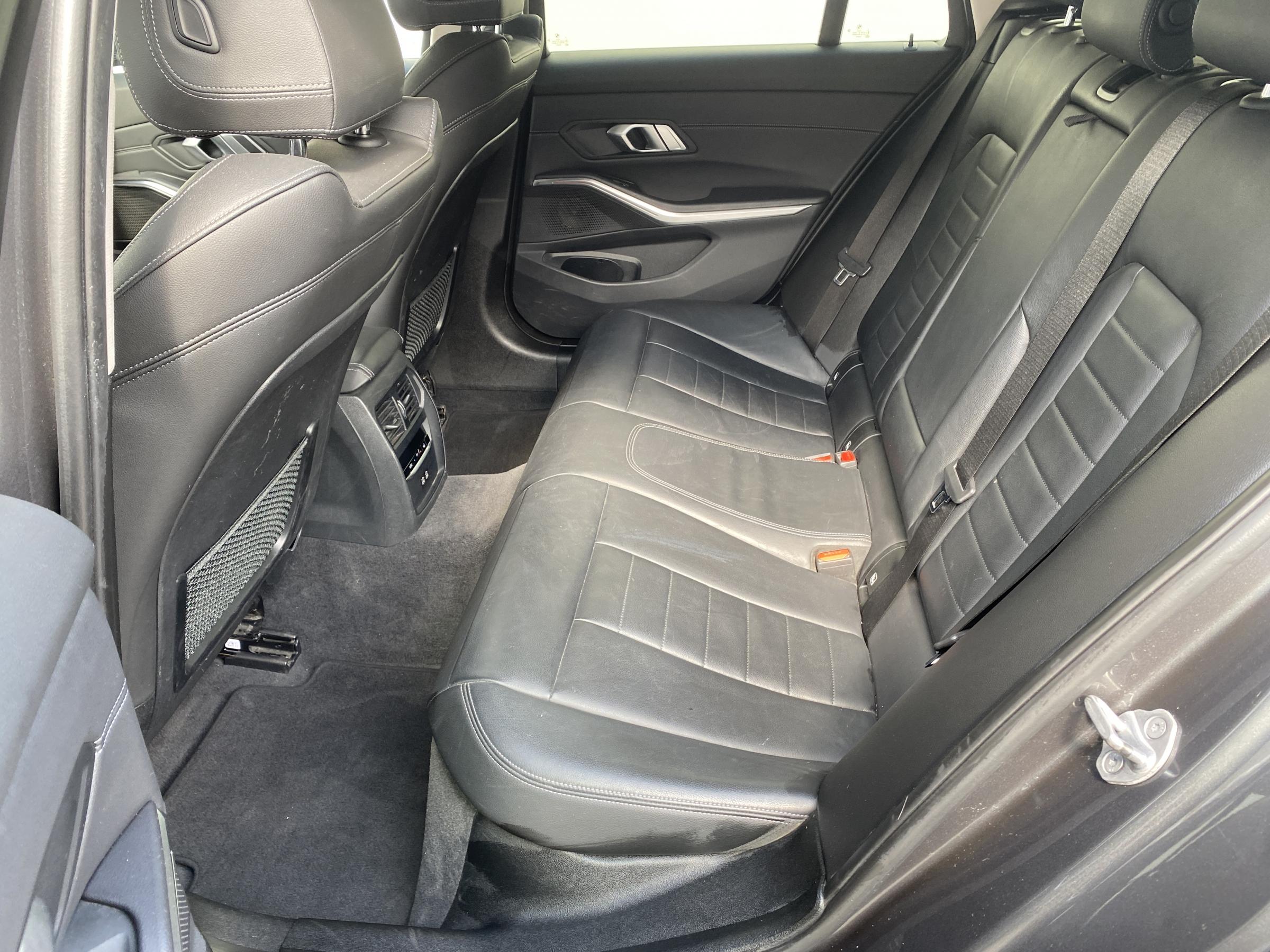 BMW Řada 3, 2022 - pohled č. 10