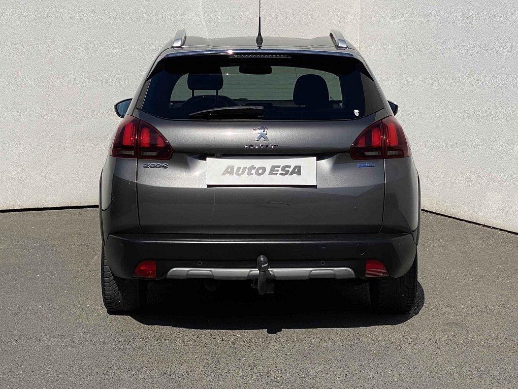 Peugeot 2008 1.2PT Crossway
