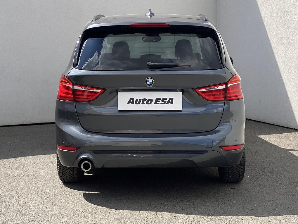 BMW Řada 2 1.5i 