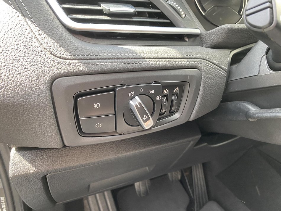 BMW Řada 2 1.5i 