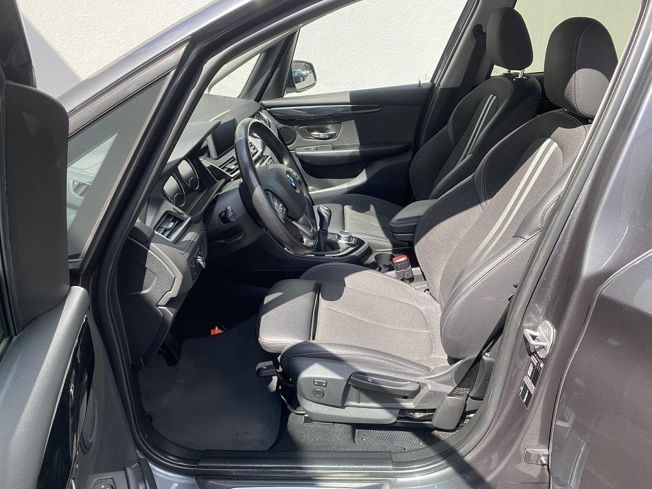 BMW Řada 2 1.5i 