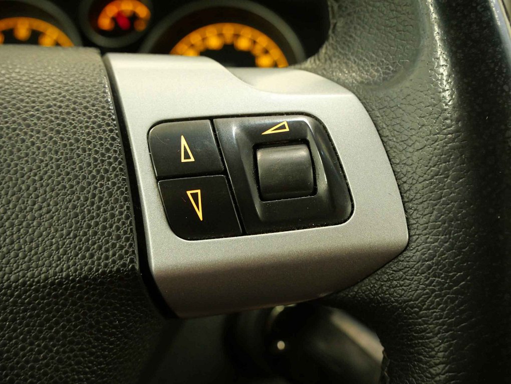 Opel Zafira 1.6i  7 míst