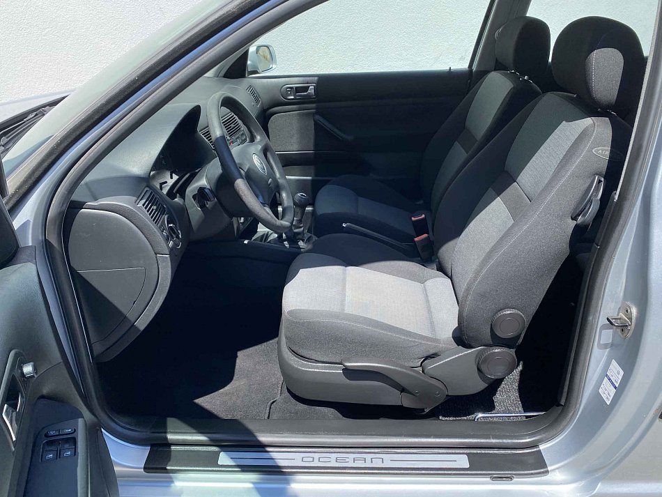 Volkswagen Golf 1.4 16V  IV