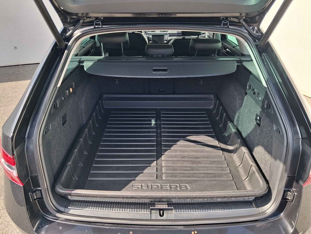 Škoda Superb III 2.0 TDi L&K