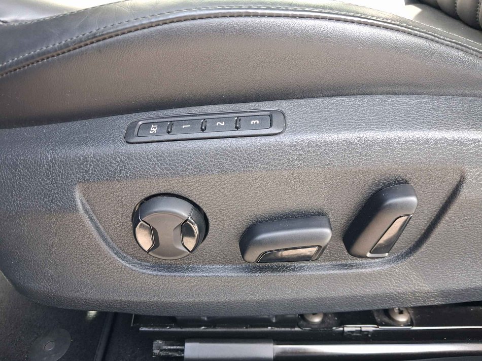 Škoda Superb III 2.0 TDi L&K