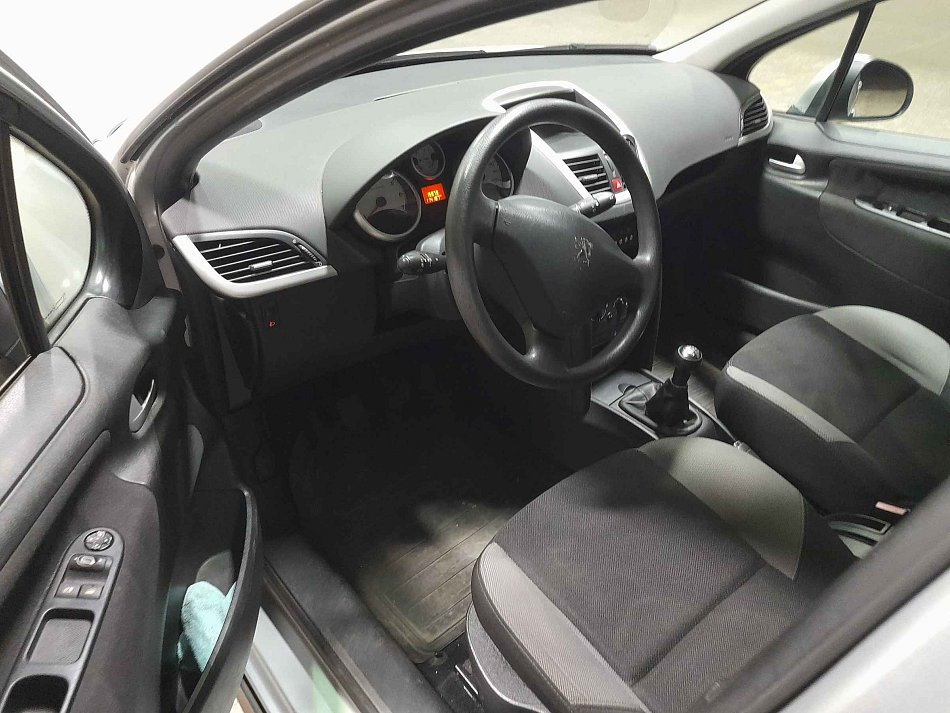 Peugeot 207 1.4 