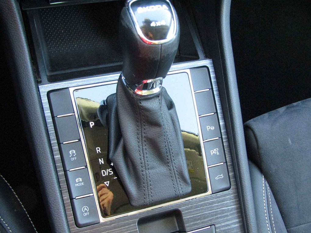 Škoda Superb III 2.0 TDi Style 4x4